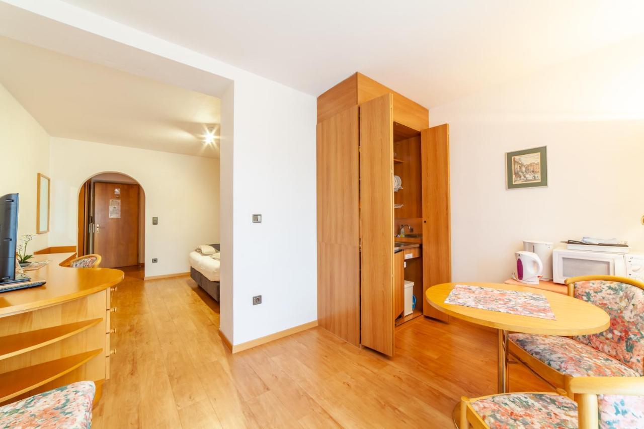 Fruehstuecks-Hotel Olympia Tirolo Extérieur photo